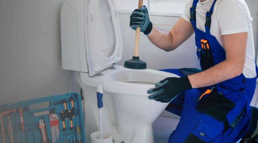 drain and sewer cleaning in Fort Buchanan, PR